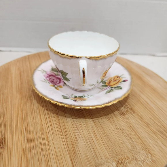 Vintage Paragon Cup Saucer Yellow Rose on White Fine Bone China Gold Rim Edge - Picture 4 of 8